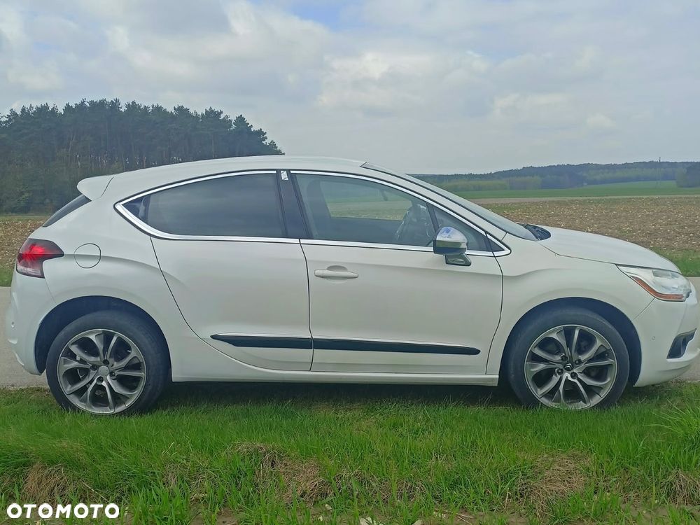 Citroën DS4 2.0 HDi SportChic - 3