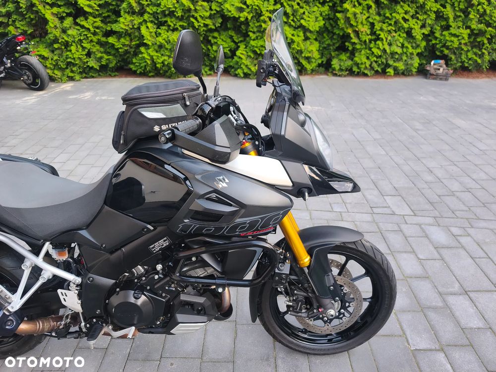 Suzuki V-STROM - 11