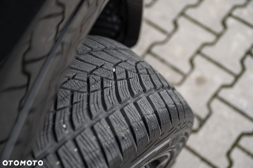 Alfa Romeo Stelvio 2.0 Turbo 16V AT8-Q4 Veloce - 39