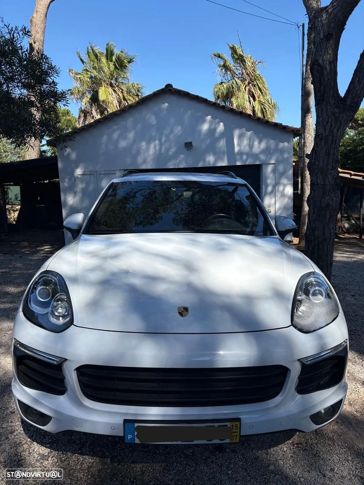 Porsche Cayenne S - 2