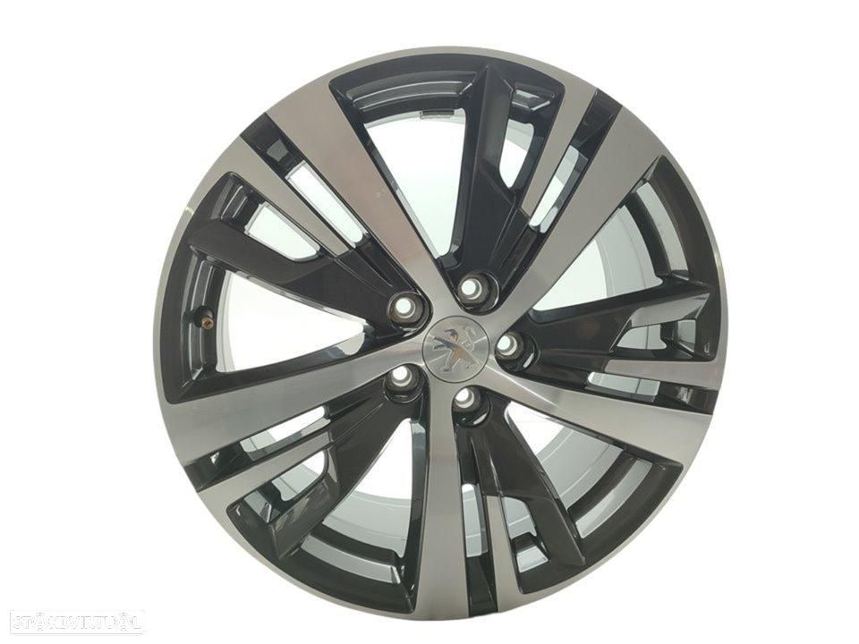 PNEU PEUGEOT 3008 - 1