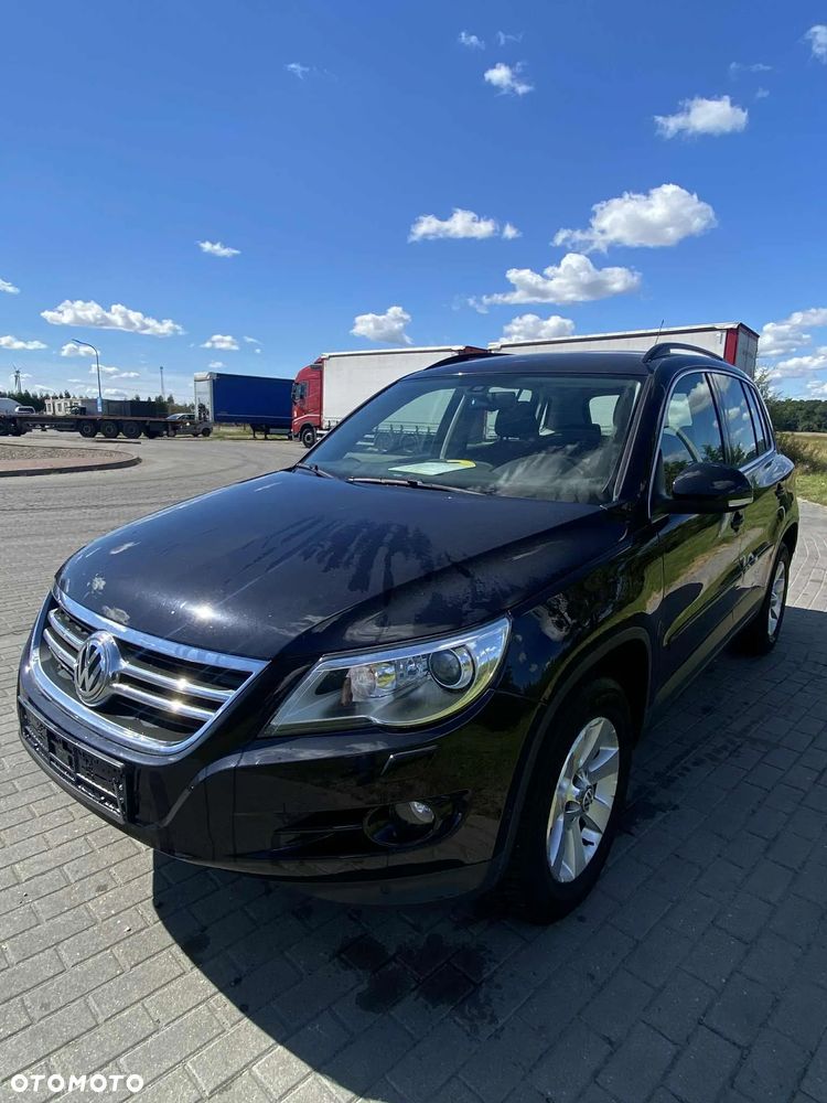 Volkswagen Tiguan - 2