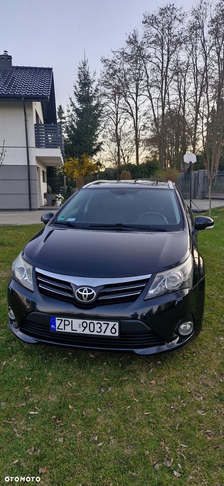 Toyota Avensis 2.0 D-4D Active - 1