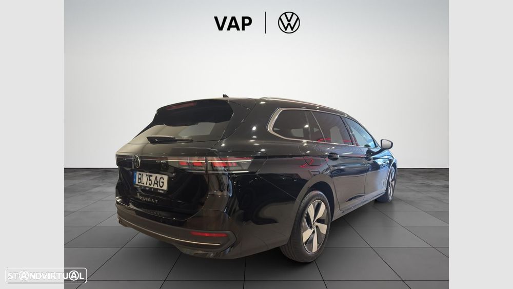 VW Passat Variant 2.0 TDI Business DSG - 4