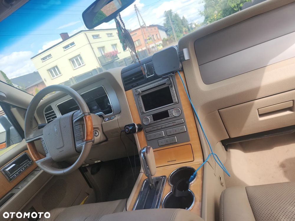 Lincoln Navigator 5.4 L 4x4 - 9
