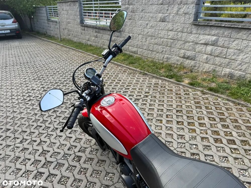 Ducati Scrambler - 10