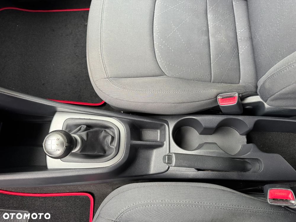 Kia Rio - 18