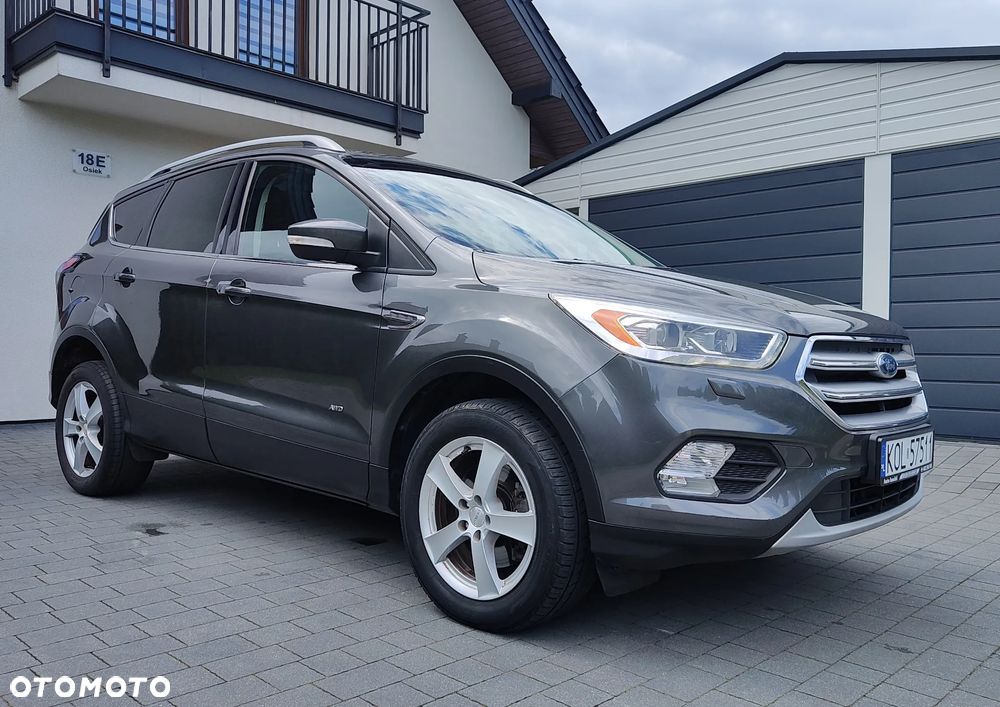 Ford Kuga 2.0 TDCi 4x4 Titanium - 39