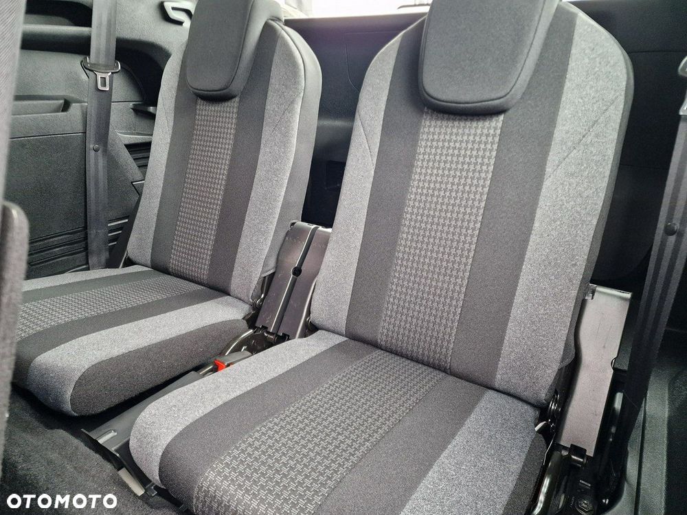 Peugeot 5008 1.5 BlueHDi Active Pack S&S EAT8 - 21