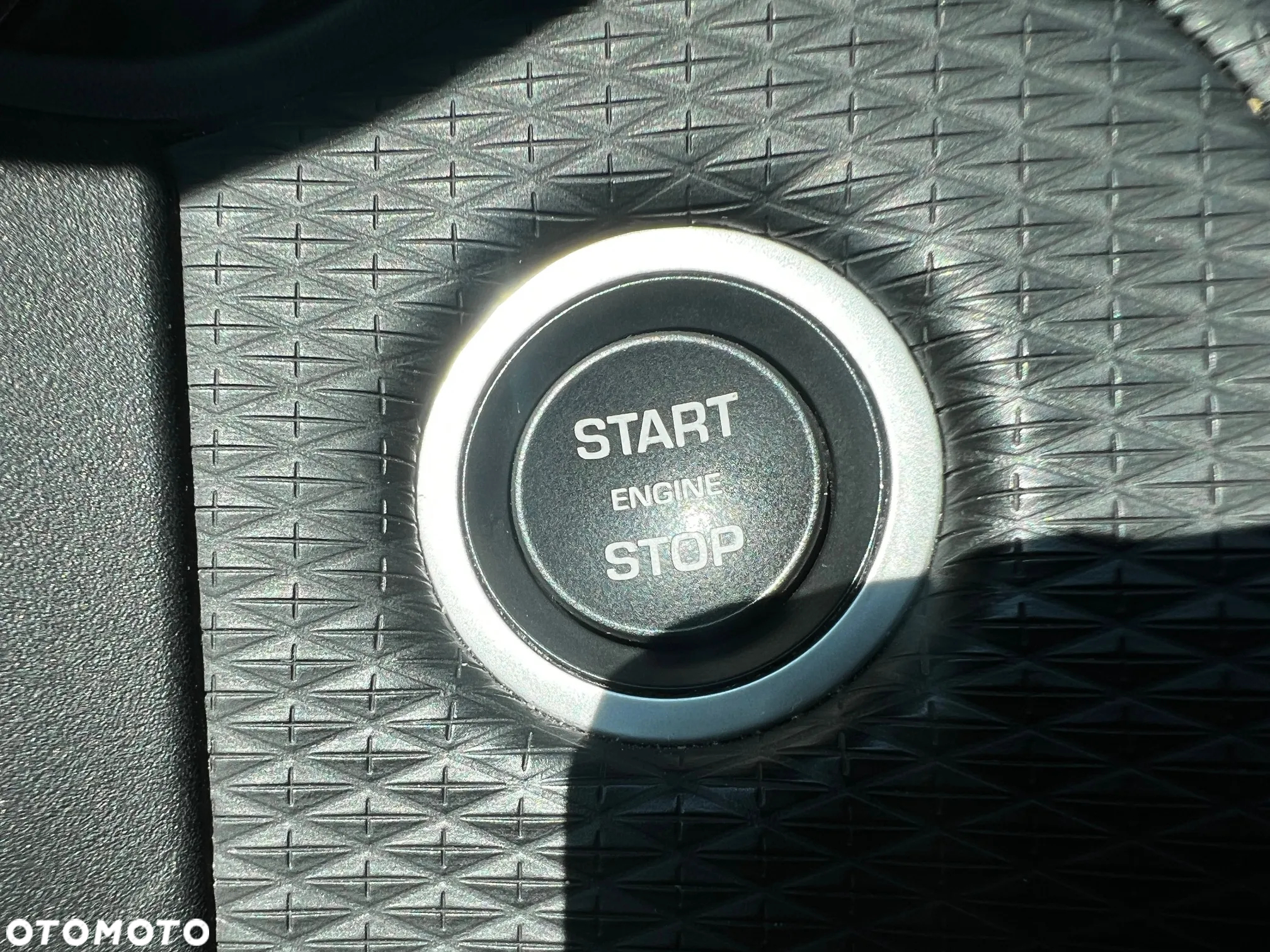 Land Rover Range Rover Velar 2.0 Si4 GPF R-Dynamic S - 31
