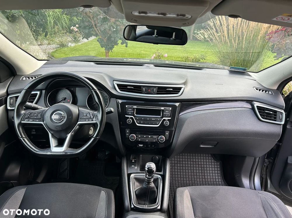 Nissan Qashqai 1.2 DIG-T N-Connecta EU6 - 8