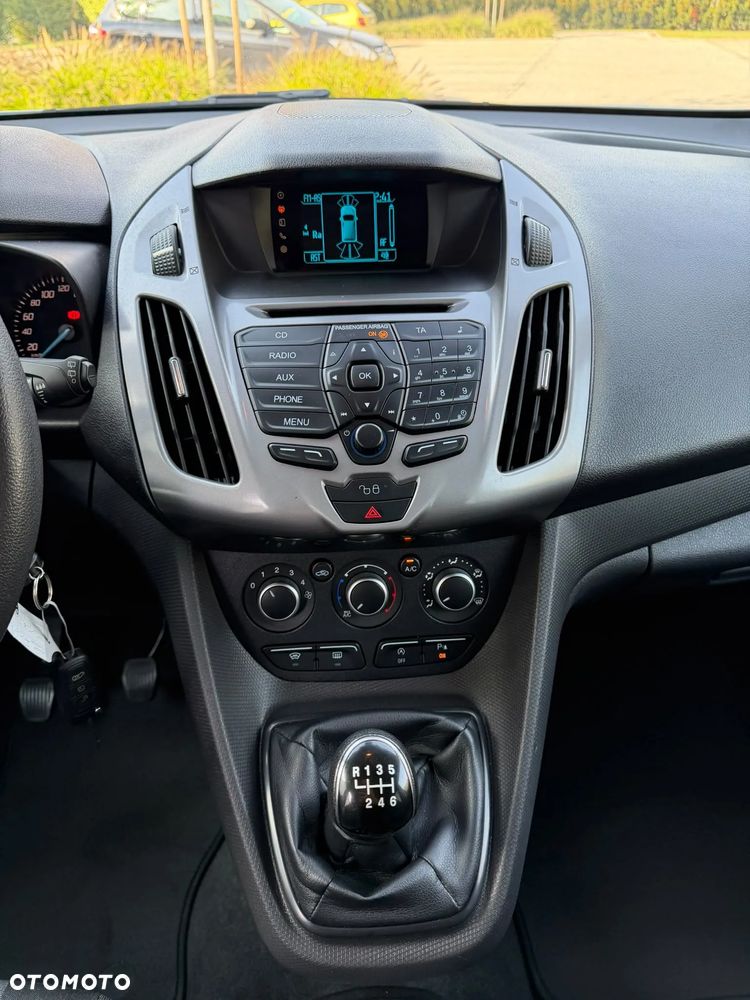 Ford Tourneo Connect 1.0 EcoBoost Start-Stop Titanium - 28