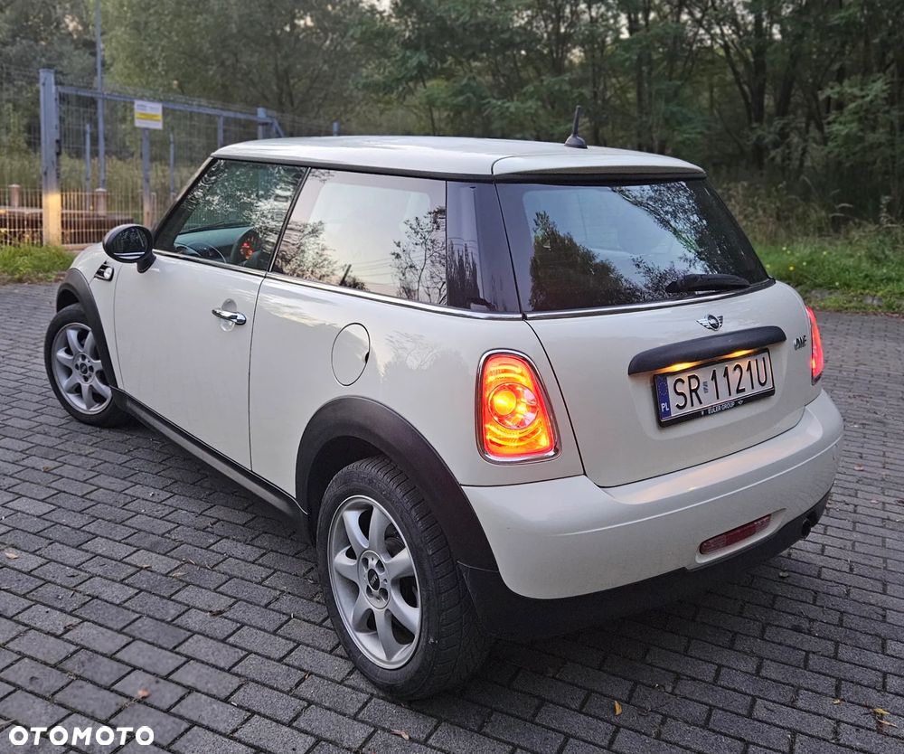 MINI ONE Standard - 5