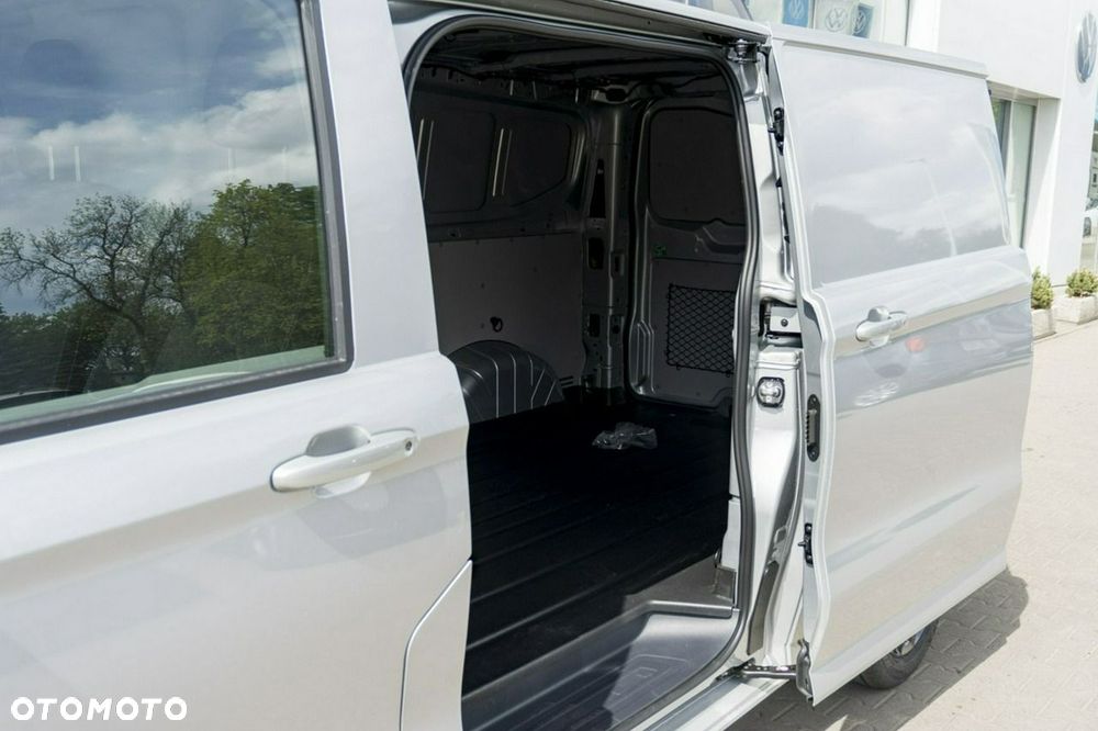 Volkswagen Transporter - 8