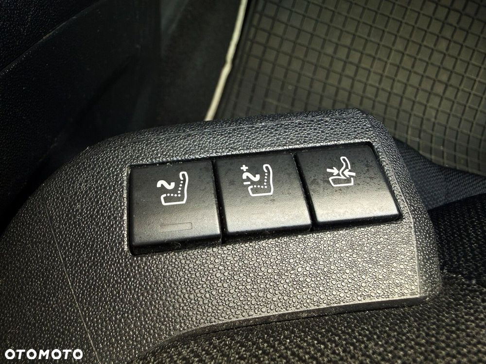 Citroën C4 Picasso 1.2 PureTech Shine S&S - 32
