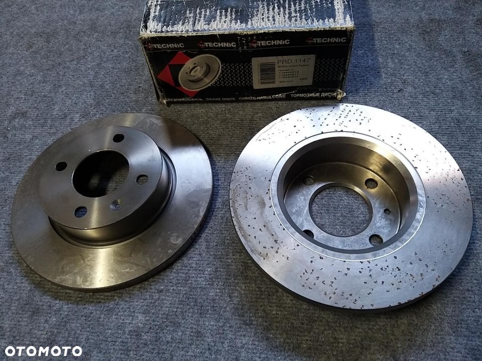 tarcza hamulcowa przód  236X13 P 4-OTW  SKODA FAVORIT Forman Pickup  89-97  PRD1147