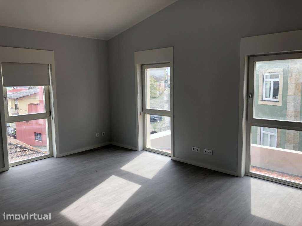 Apartamento T1 para arrendar na Foz Velha - Porto - Grande imagem: 2/13