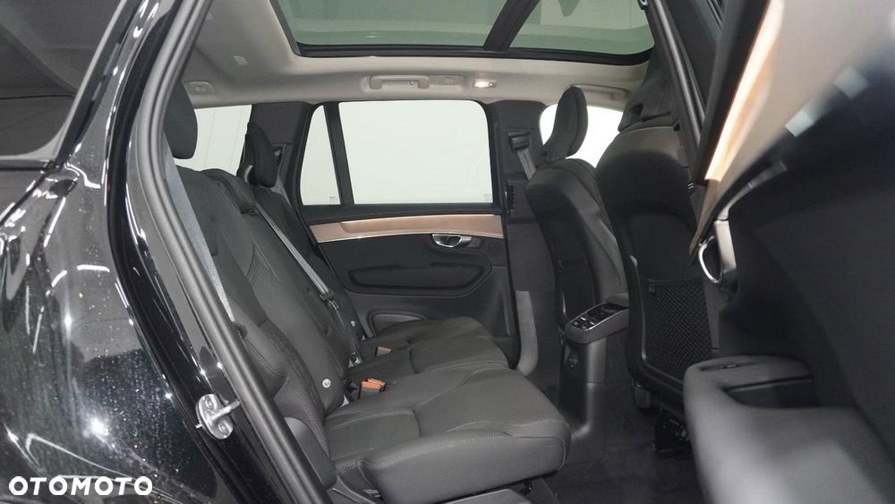Volvo XC 90 T8 AWD Recharge Plus Dark - 23