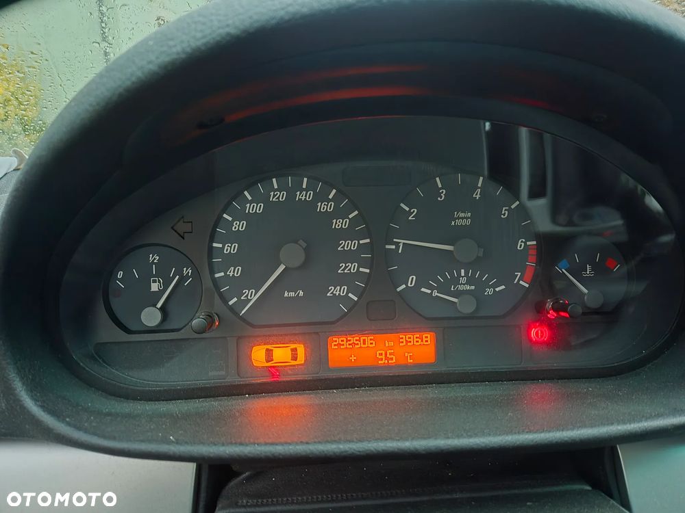 BMW Seria 3 318 Ci - 3