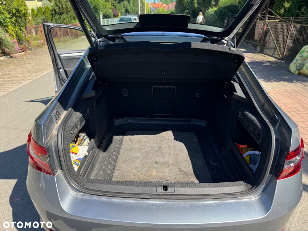 Skoda Superb 2.0 TDI Ambition - 15