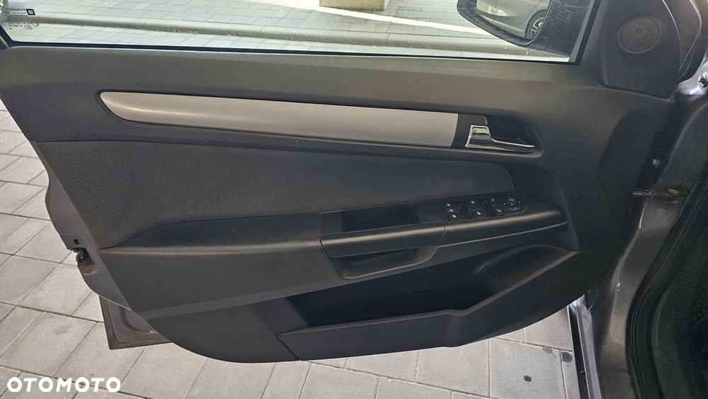 Opel Astra 1.7 CDTI - 12