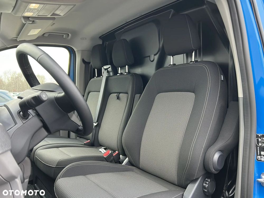 Volkswagen Transporter Furgon 2.0 TDI 150 KM manual - 13