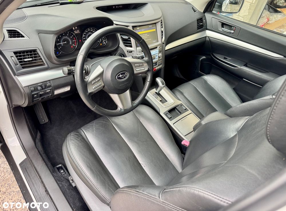 Subaru Outback - 13