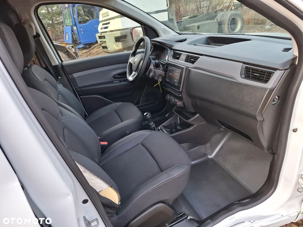 Renault Express - 10