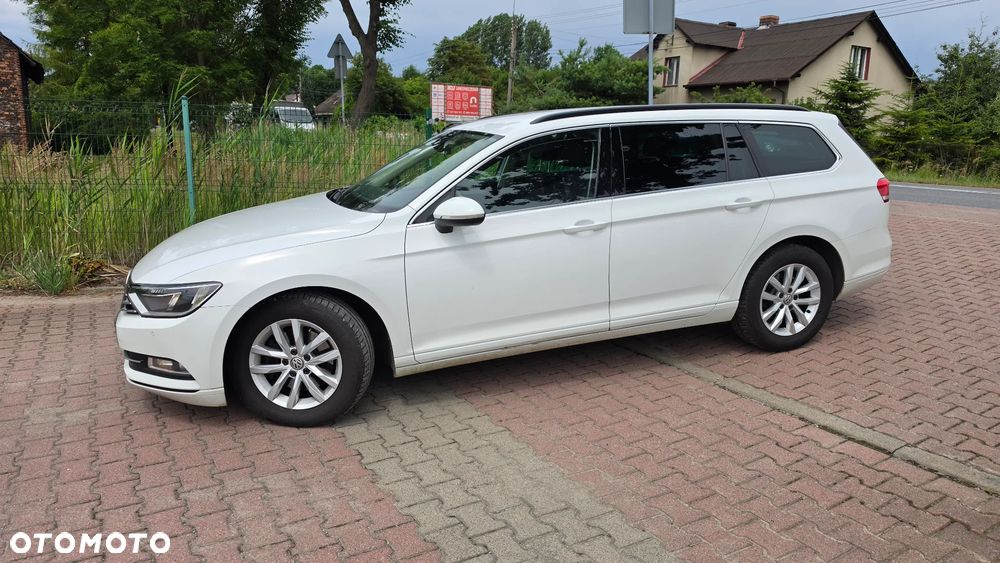 Volkswagen Passat Variant 2.0 TDI (BlueMotion Technology) Trendline - 27