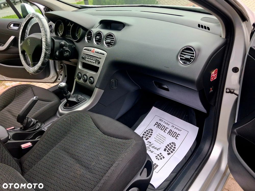 Peugeot 308 - 13