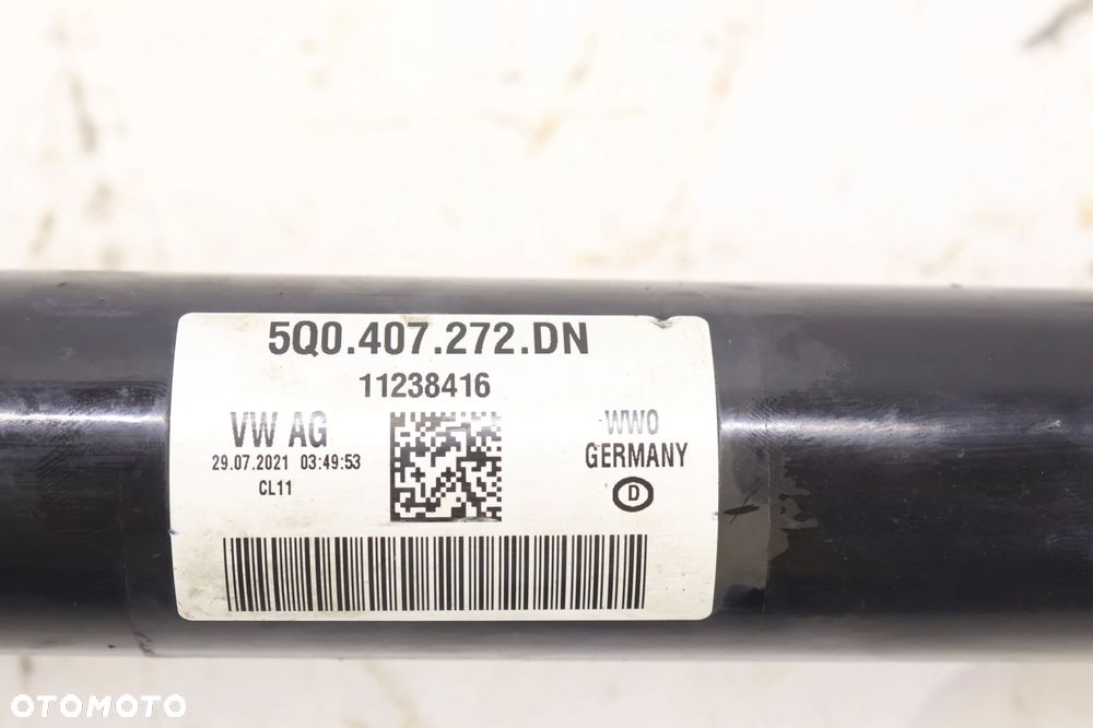 VW Golf VIII półoś przód prawa 5Q0407272DN - 2