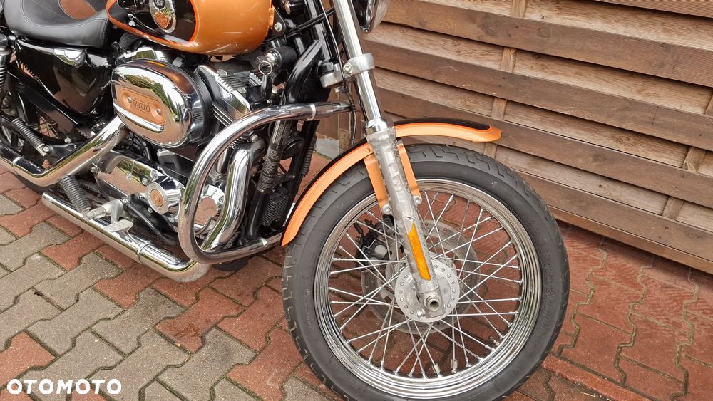 Harley-Davidson Sportster Custom 1200C - 20