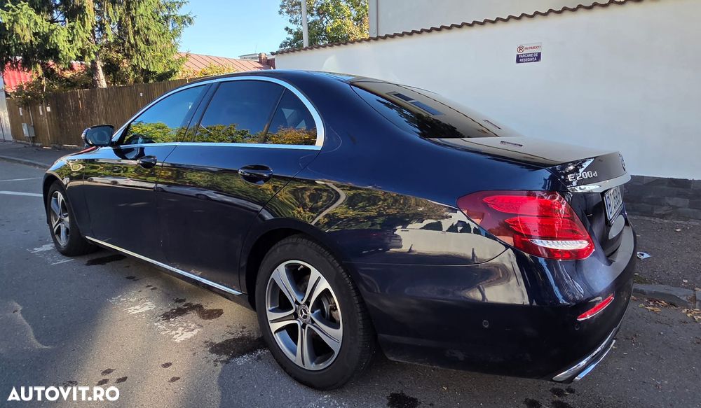 Mercedes-Benz E 2018 photo 3