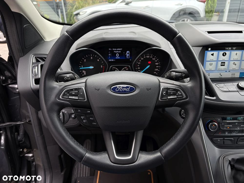 Ford Kuga 1.5 TDCi 2x4 Titanium - 22