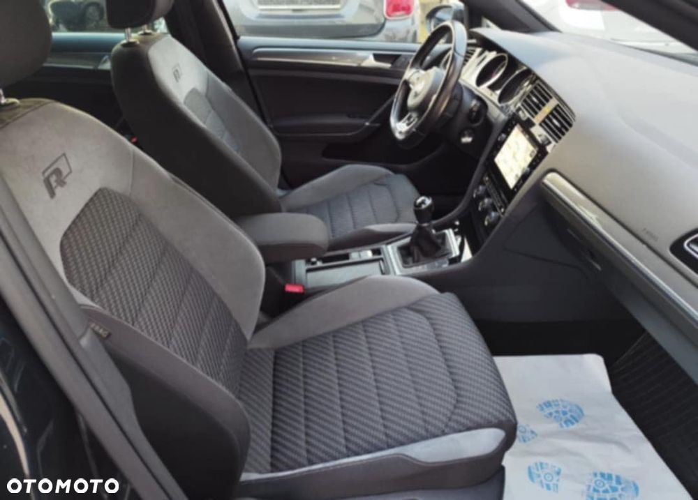 Volkswagen Golf 1.5 TSI BMT Evo Highline - 4
