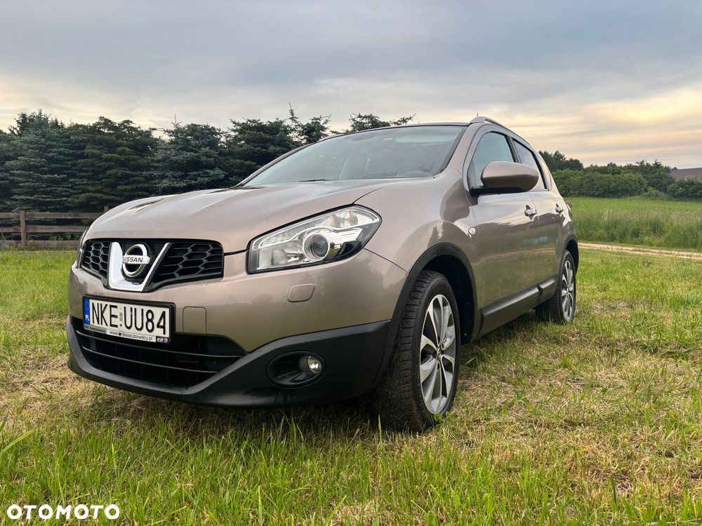 Nissan Qashqai 2.0 4x4 Lounge CVT - 5