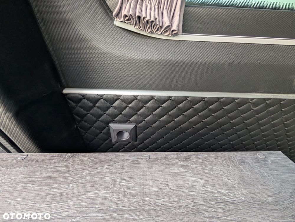 Mercedes-Benz Spritner 319 - 10