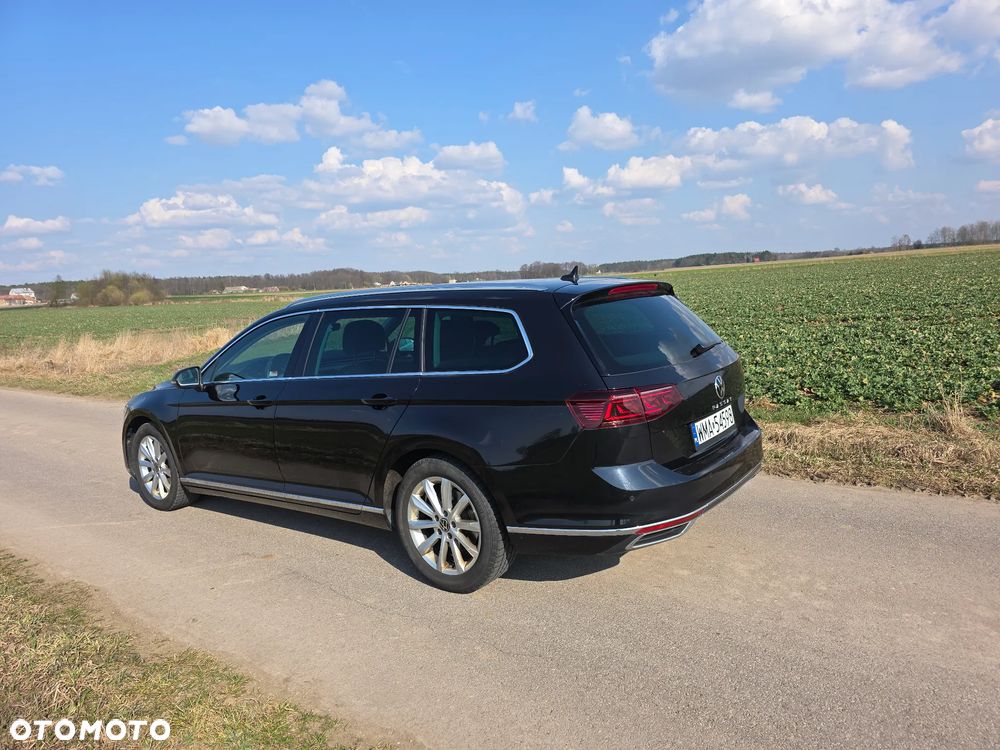 Volkswagen Passat Variant - 4