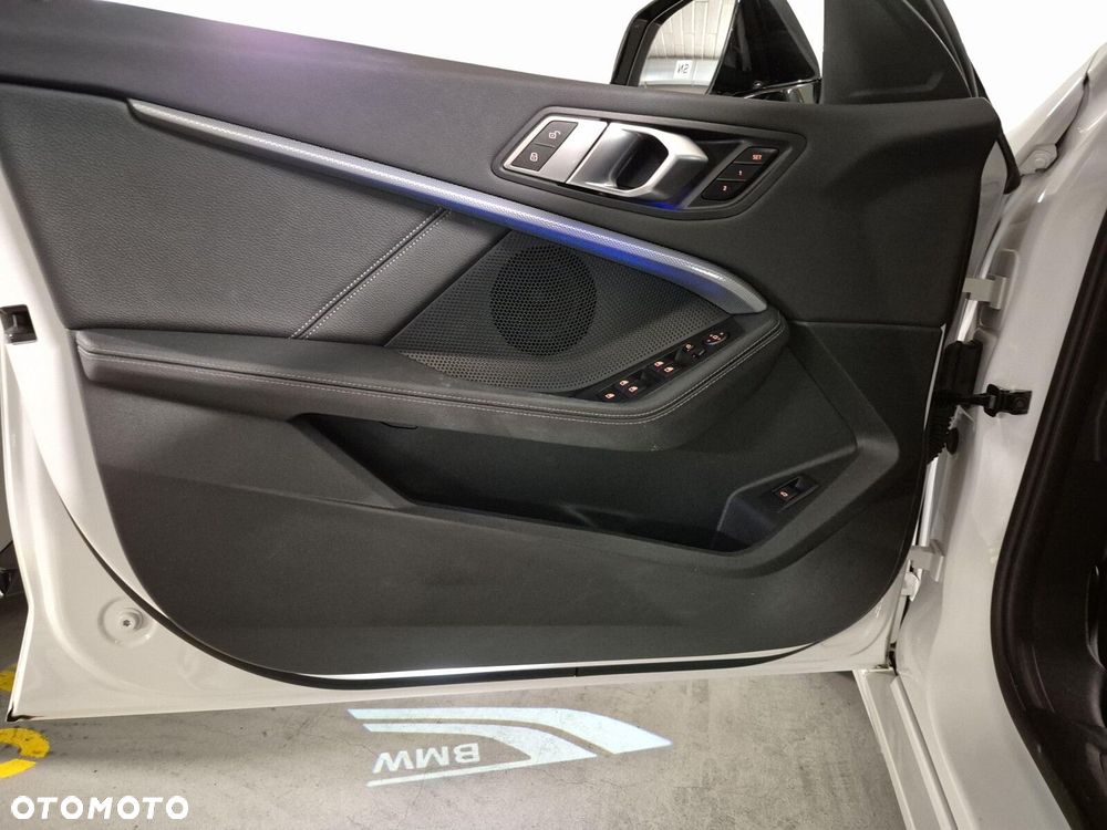 BMW Seria 1 118i Sport Line - 12
