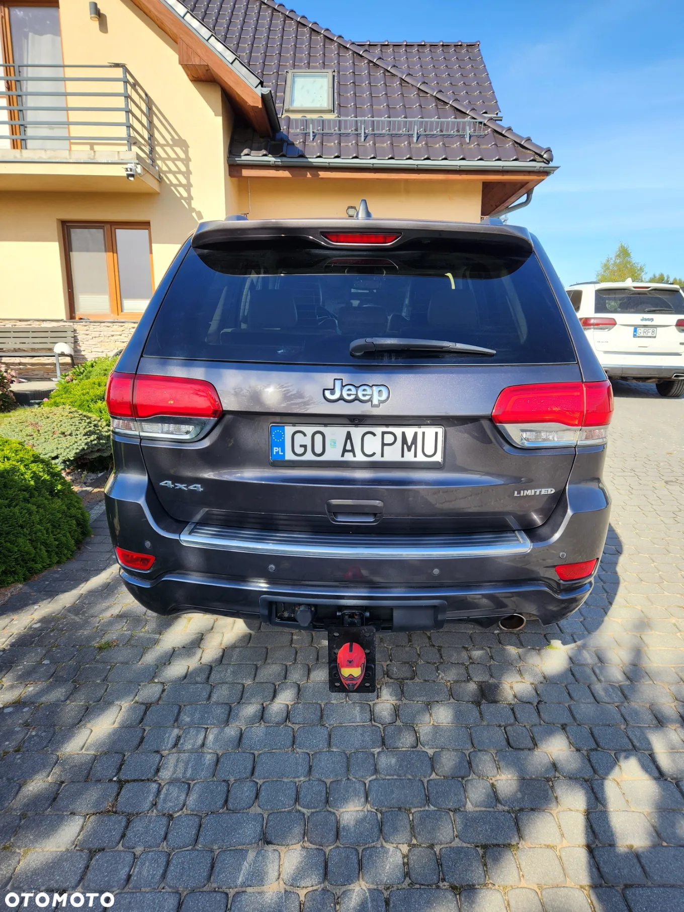 Jeep Grand Cherokee - 11