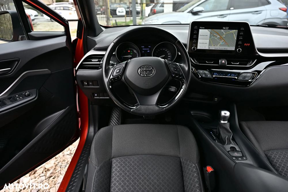 Toyota C-HR Flow - 26