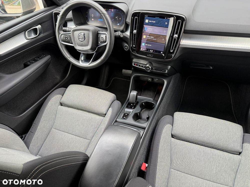 Volvo XC 40 B3 B DKG Plus Bright - 32