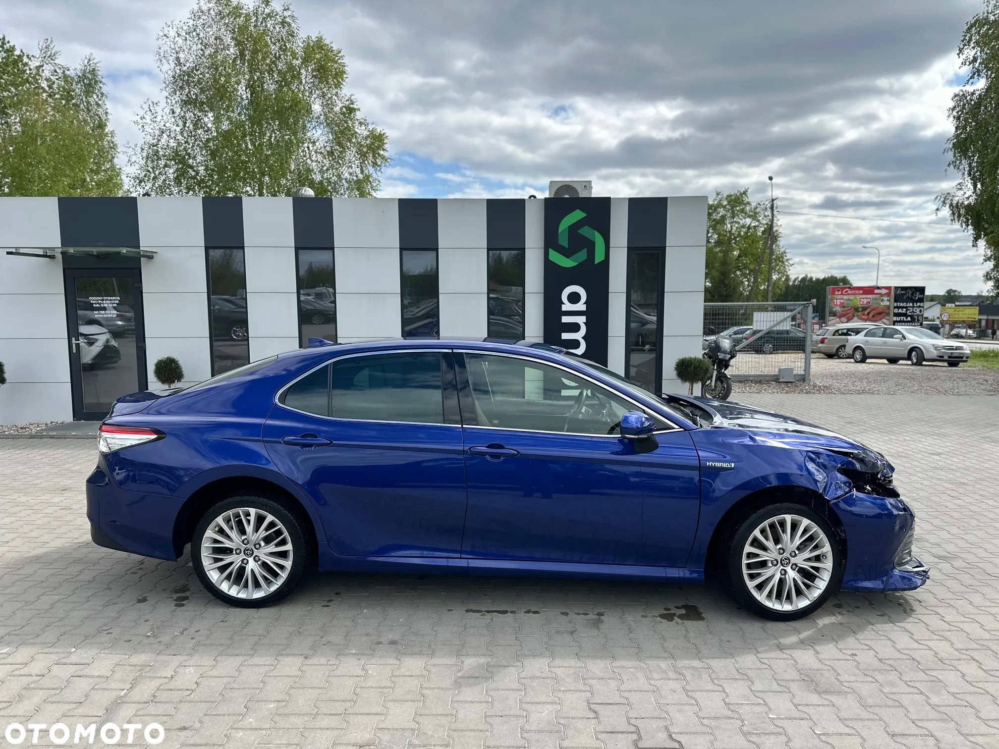Toyota Camry - 6