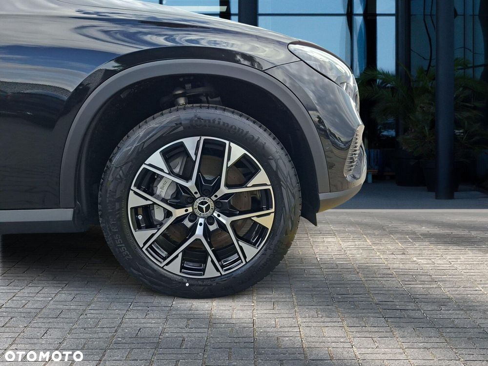Mercedes-Benz GLC - 16
