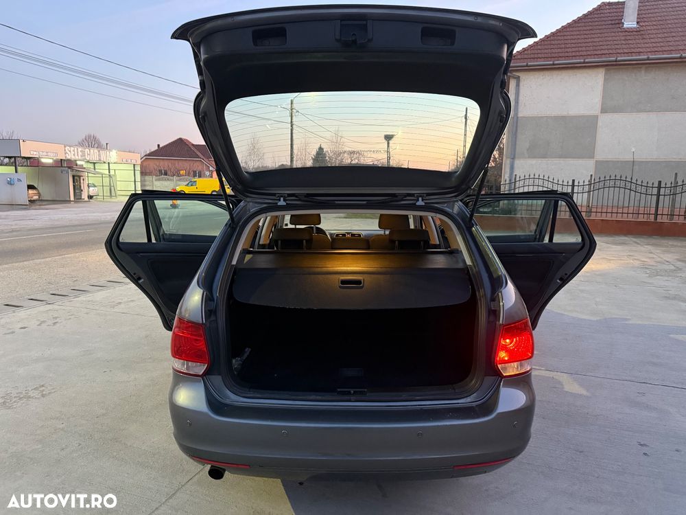 Volkswagen Golf 1.6 TDI BlueMotion Technology Trendline - 30