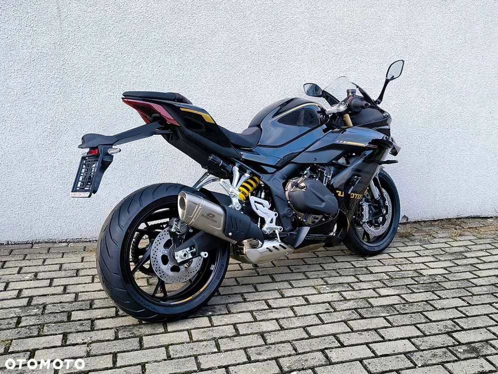 QJMOTOR SRK 800RR - 10