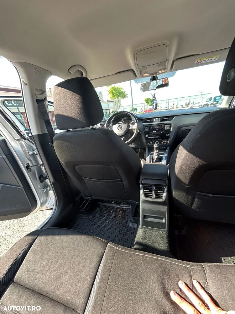 Skoda Octavia 1.6 TDI Ambition - 6