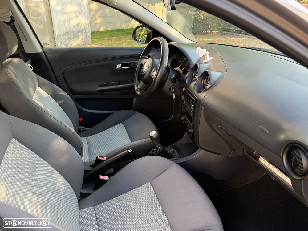 SEAT Ibiza 1.2 12V Reference - 6