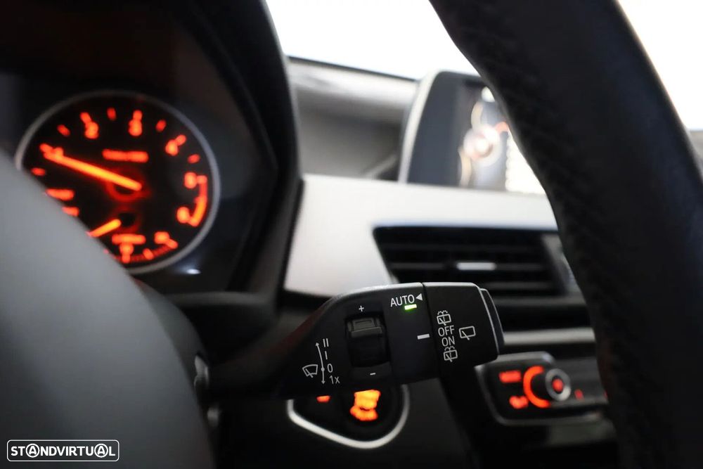 BMW X1 18 d sDrive Auto Advantage - 36