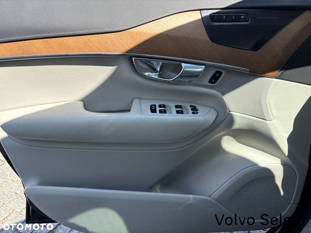 Volvo XC 90 - 20